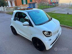 Bianco Usata 2015 Smart ForTwo Coupé Passion Coupé | 5999 €