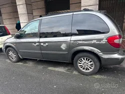 Usata 2007 Chrysler Voyager Monovolume | 2000 € (Super prezzo)
