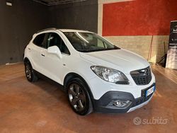 Bianco Usata 2013 Opel Mokka Cosmo SUV | 6900 € (Buon prezzo)