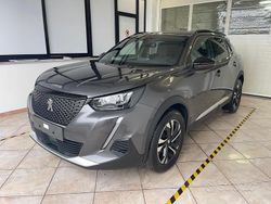Grigio Usata 2023 Peugeot 2008 Allure SUV | 15.200 € (Buon prezzo)
