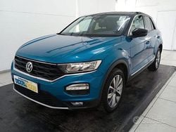 Azzurro metallizzato Usata 2019 VW T-Roc Style SUV | 16.470 € (Buon prezzo)