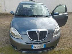 Grigio Usata 2009 Lancia Ypsilon Due volumi | 3700 € (Ottimo prezzo)