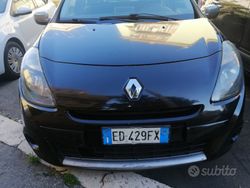 Nero Usata 2010 Renault 20 Due volumi | 2500 €