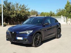 Blu/azzurro Usata 2019 Alfa Romeo Stelvio Tech Edition SUV | 24.500 € (Buon prezzo)