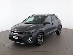 Grigio Usata 2022 Kia Stonic Style SUV | 16.399 € (Buon prezzo)