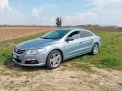 Usata 2009 VW CC Tre volumi | 8500 € (Buon prezzo)