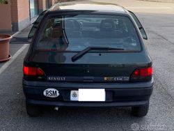 Verde Usata 1992 Renault Clio Coupé | 1200 €