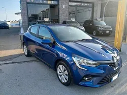 Blu Usata 2019 Renault Clio IV Business Tre volumi | 12.000 € (Cara)
