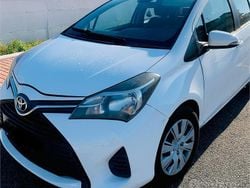Usata 2015 Toyota Yaris Tre volumi | 6500 €