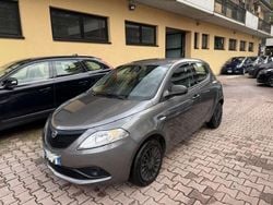 Grigio Usata 2018 Lancia Ypsilon Gold Due volumi | 8900 € (Buon prezzo)