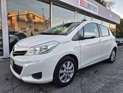 Bianco Usata 2012 Toyota Yaris Lounge Due volumi | 4800 € (Ottimo prezzo)