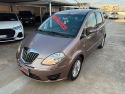 Marrone Usata 2008 Lancia Musa Monovolume | 4790 € (Buon prezzo)