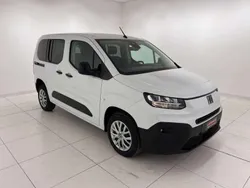 Bianco Nuova 2024 Fiat Doblò Monovolume | 22.900 €
