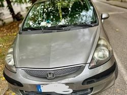 Grigio Usata 2005 Honda Jazz Due volumi | 500 €