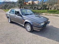 Grigio Usata 1987 Alfa Romeo 75 Tre volumi | 12.500 €