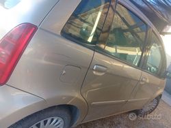 Usata 2004 Lancia Musa Monovolume | 1500 € (Ottimo prezzo)