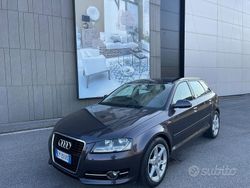 Grigio Usata 2012 Audi A3 Attraction Tre volumi | 5300 € (Ottimo prezzo)