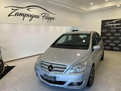 Grigio Usata 2008 Mercedes B180 Monovolume | 2999 € (Ottimo prezzo)