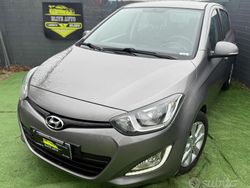 Grigio Usata 2013 Hyundai i20 Tre volumi | 3900 € (Ottimo prezzo)