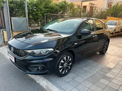 Nero Usata 2020 Fiat Tipo Lounge Tre volumi | 10.490 € (Buon prezzo)
