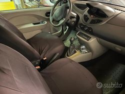 Usata 2009 Renault Twingo Due volumi | 1000 €