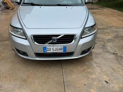 Grigio Usata 2009 Volvo V50 Momentum Station wagon | 4500 € (Buon prezzo)