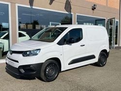 Bianco Nuova 2025 Toyota Proace City Active Monovolume | 18.900 € (Buon prezzo)