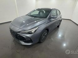 Hampstead grey Nuova 2025 MG MG3 Due volumi | 15.490 € (Buon prezzo)