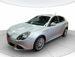Argento Usata 2012 Alfa Romeo Giulietta Distinctive Tre volumi | 6300 € (Ottimo prezzo)