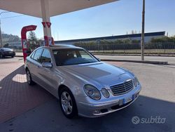 Argento Usata 2003 Mercedes E220 Elegance Tre volumi | 2700 € (Super prezzo)
