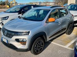 Grigio Usata 2022 Dacia Spring Comfort Plus Due volumi | 9900 € (Buon prezzo)