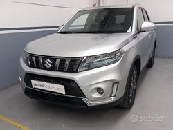 Grigio Usata 2023 Suzuki Vitara SUV | 19.500 € (Buon prezzo)