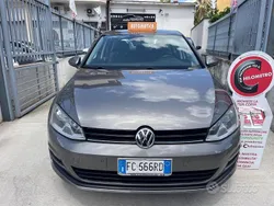 Usata 2016 VW Golf VII Executive Tre volumi | 10.990 € (Buon prezzo)