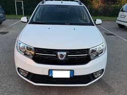 Bianco Usata 2017 Dacia Logan Tre volumi | 5500 € (Ottimo prezzo)