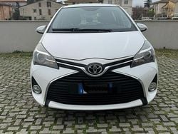 Usata 2016 Toyota Yaris Active Tre volumi | 7800 € (Ottimo prezzo)
