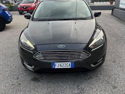 Marrone Usata 2017 Ford Focus Titanium Tre volumi | 9500 € (Buon prezzo)