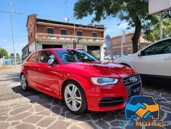 Rosso Usata 2013 Audi S3 Ambiente Due volumi | 23.900 € (Molto cara)