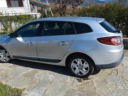 Grigio Usata 2011 Renault Mégane III Tre volumi | 3500 € (Buon prezzo)
