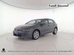 Dolphin grey metallizzato Usata 2025 VW Golf VIII Life Tre volumi | 27.400 € (Buon prezzo)