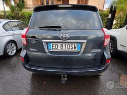 Blu Usata 2011 Toyota RAV4 Tre volumi | 7250 €