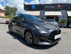 Grigio Usata 2020 Toyota Yaris Hybrid Trend Tre volumi | 15.000 € (Buon prezzo)