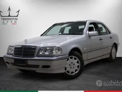 Argento Usata 1997 Mercedes C180 Elegance Tre volumi | 3900 € (Buon prezzo)