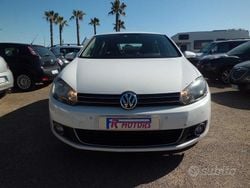 Bianco Usata 2012 VW Golf VII Highline Tre volumi | 7800 € (Molto cara)