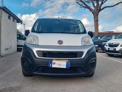 Bianco Usata 2017 Fiat Fiorino Monovolume | 5990 € (Buon prezzo)