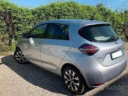 Grigio Usata 2021 Renault Zoe Zen Due volumi | 10.900 € (Ottimo prezzo)