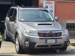 Grigio Usata 2010 Subaru Forester SUV | 9990 € (Cara)