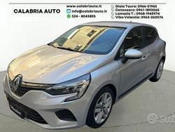 Grigio Usata 2022 Renault Clio V Zen Tre volumi | 12.500 € (Buon prezzo)