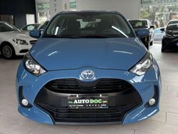 Blu Usata 2021 Toyota Yaris Trend Tre volumi | 13.999 € (Buon prezzo)