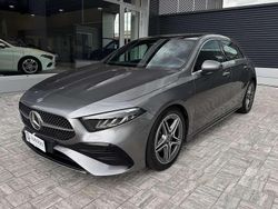 Grigio montagna Usata 2024 Mercedes A200 Advanced Plus Tre volumi | 35.900 € (Cara)