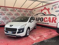 Bianco Usata 2010 Peugeot 3008 Premium Monovolume | 3490 € (Buon prezzo)